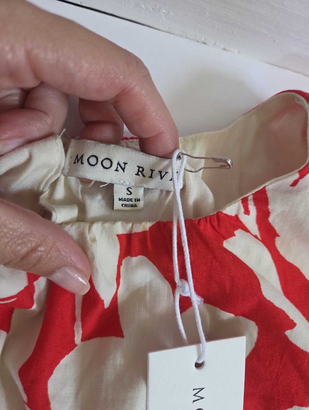 NWT Moon River red cream floral cutout puff sleeve cotton midi dress sz S - Picture 5 of 11